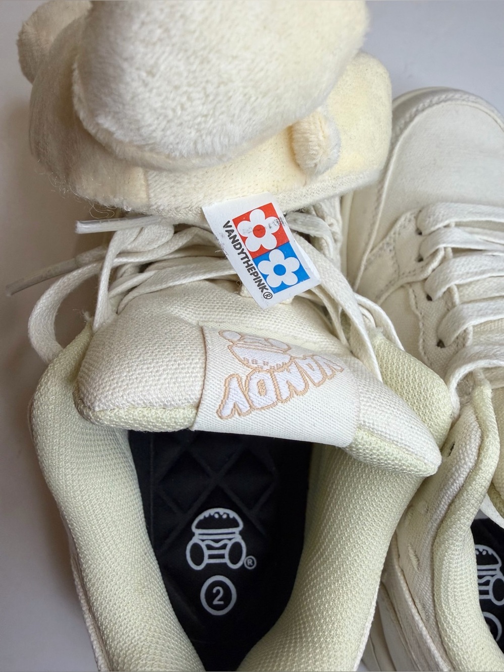 Vandy “The Pink” Canvas style Tofu Burger Sneaker, Kids  (Sz 2) - Picture 13 of 13